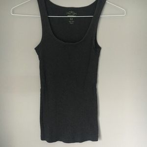 Gray tank top